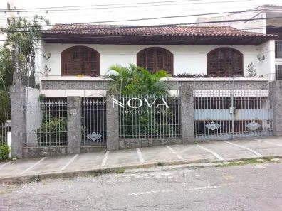 Casa com 4 Quartos à venda, 427m² no Vital Brazil, Niterói