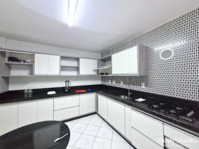Apartamento com 3 Quartos para alugar, 180m² no Água Verde, Blumenau