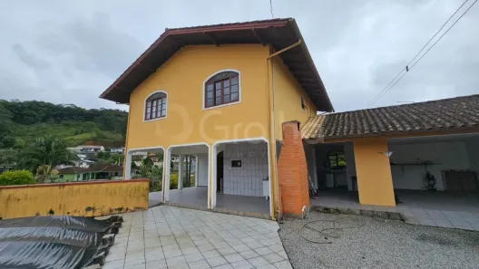 Casa com 3 Quartos à venda, 250m² no Santa Teresa, São Pedro de Alcântara