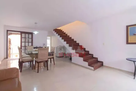 Casa com 3 Quartos à venda, 184m² no Vila Mariana, São Paulo