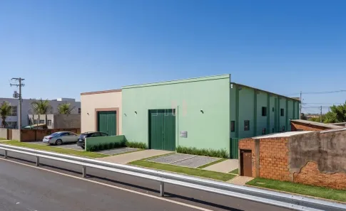 Prédio Residencial para alugar, 312m² no Jardim Aeroporto, Botucatu