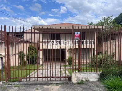 Casa com 3 Quartos à venda, 184m² no Uberaba, Curitiba