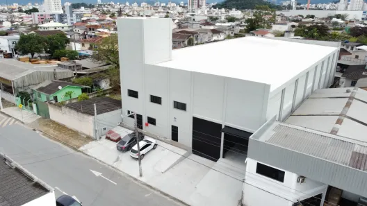 Galpão/Depósito/Armazém à venda, 1600m² no Jardim Eldorado, Palhoça