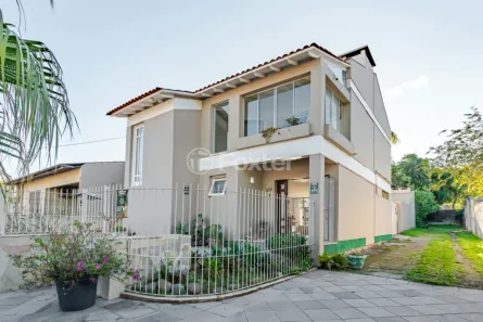 Casa com 3 Quartos à venda, 240m² no Ipanema, Porto Alegre