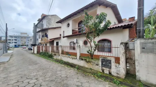 Casa com 9 Quartos à venda, 380m² no Ingleses do Rio Vermelho, Florianópolis