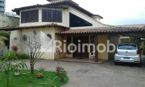 Casa com 5 Quartos à venda, 570m² no Recreio dos Bandeirantes, Rio de Janeiro
