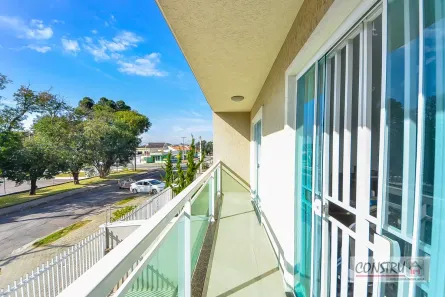 Sobrado com 3 Quartos à venda, 146m² no Boqueirão, Curitiba
