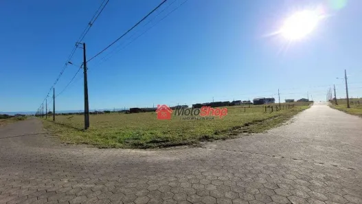 Lote/Terreno à venda, 300m² no Polícia Rodoviária, Araranguá