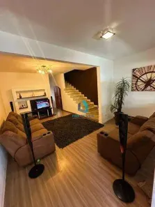 Casa com 3 Quartos à venda, 210m² no Jardim das Acácias, São Paulo