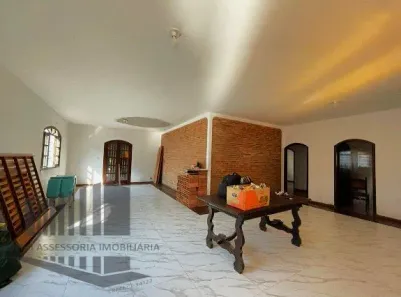 Sala Comercial para alugar, 282m² no Centro, Jacareí