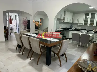 Casa com 4 Quartos à venda, 480m² no Vila das Palmeiras, Guarulhos