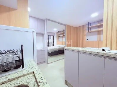 Apartamento com 1 Quarto para alugar, 21m² no Prado Velho, Curitiba