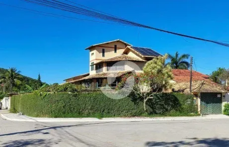 Casa com 5 Quartos à venda, 350m² no Engenho do Mato, Niterói