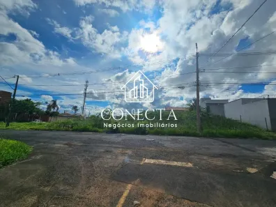 Lote/Terreno à venda, 976m² no Jardim Karaíba, Uberlândia