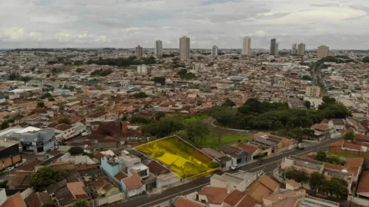 Lote/Terreno com 1 Quarto à venda, 693m² no Boa Vista, Franca