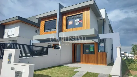 Casa com 3 Quartos à venda, 157m² no Campeche, Florianópolis