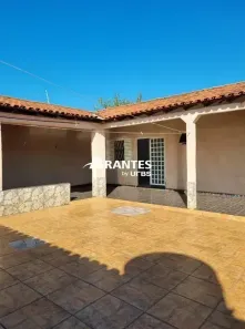 Casa com 3 Quartos à venda, 212m² no Granada, Uberlândia