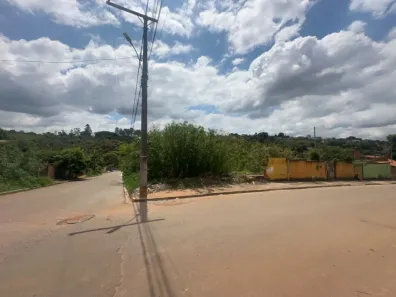 Lote/Terreno à venda, 360m² no Londrina, Mateus Leme