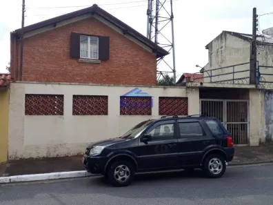 Sobrado com 3 Quartos à venda, 234m² no Jardim Teresa, São Paulo