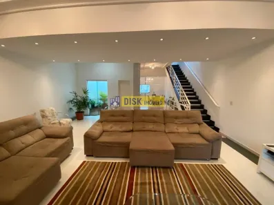 Sobrado com 4 Quartos à venda, 330m² no Baeta Neves, São Bernardo do Campo