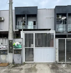 Casa com 2 Quartos à venda, 56m² no Vila Nova, Joinville