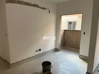 Apartamento com 2 Quartos à venda, 63m² no Santa Mônica, Uberlândia