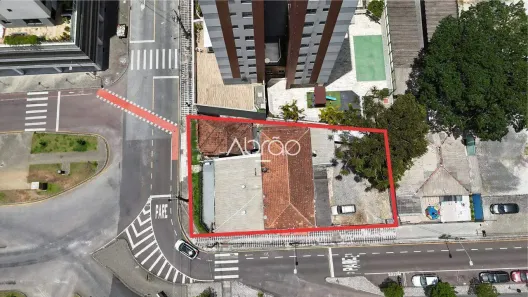 Lote/Terreno à venda, 280m² no Cabral, Curitiba