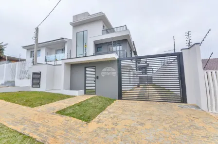 Sobrado com 3 Quartos à venda, 193m² no Xaxim, Curitiba