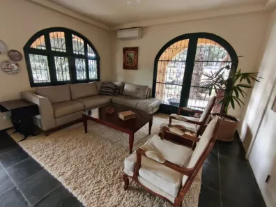 Sobrado com 4 Quartos à venda, 469m² no Jardim Beira Rio, Jacareí