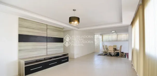 Apartamento com 3 Quartos para alugar, 316m² no Centro, Florianópolis