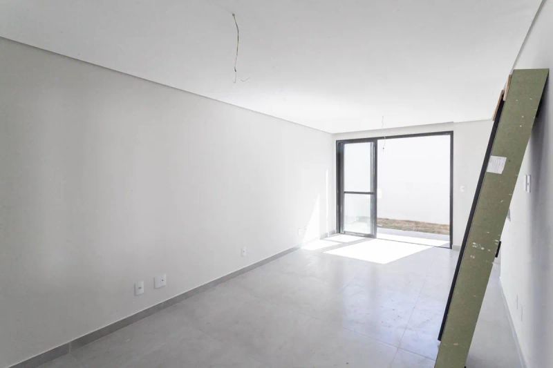 Casa com 4 quartos — Pampulha, Belo Horizonte