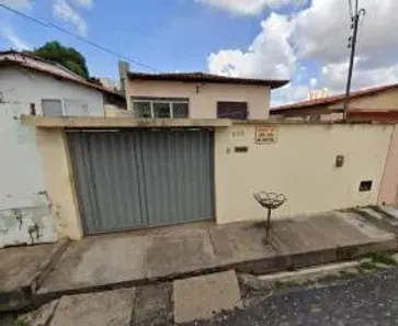 Casa com 3 Quartos à venda, 249m² no Monte Castelo, Teresina