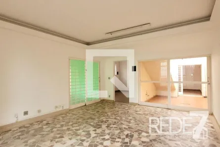 Casa com 3 Quartos à venda, 300m² no Centro, Campinas