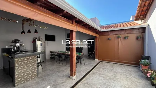 Casa com 4 Quartos à venda, 235m² no Segismundo Pereira, Uberlândia