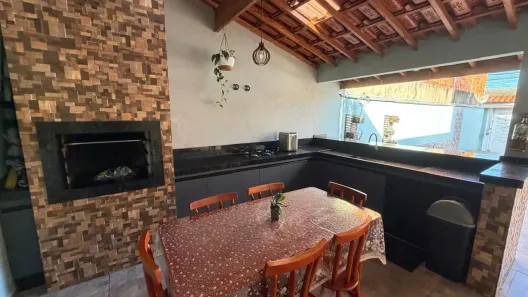 Sobrado com 2 Quartos à venda, 150m² no Jardim Santa Rosa, Sorocaba