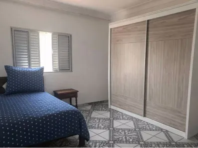 Casa com 4 Quartos à venda, 166m² no Jardim Santo Antônio da Boa Vista, Jacareí