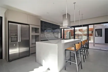 Sobrado com 4 Quartos à venda, 410m² no Jardim Europa, São Paulo