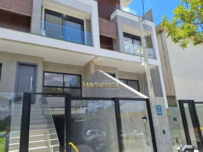 Casa de Condomínio com 3 Quartos à venda, 187m² no Água Verde, Curitiba