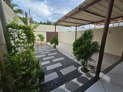 Casa com 2 Quartos à venda, 173m² no Centro, Lauro de Freitas