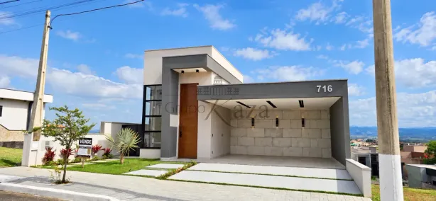 Casa de Condomínio com 3 Quartos à venda, 135m² no Caçapava Velha, Caçapava