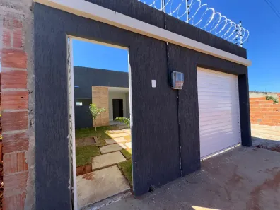 Casa com 3 Quartos à venda, 115m² no Frei Damião, Juazeiro do Norte