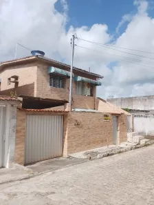 Casa com 4 Quartos à venda, 224m² no Timbí, Camaragibe