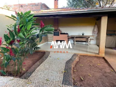 Casa com 3 Quartos à venda, 212m² no Parque Flamboyant, Aparecida de Goiânia