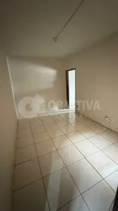 Apartamento com 1 Quarto para alugar, 35m² no Nossa Senhora Aparecida, Uberlândia