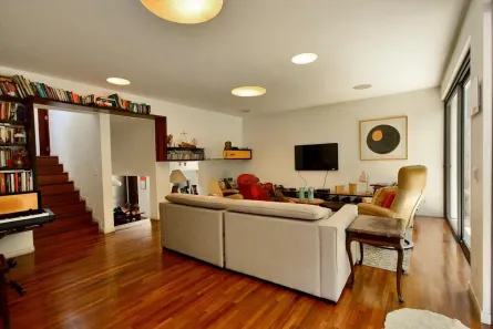 Casa com 3 Quartos à venda, 250m² no Vila Romana, São Paulo