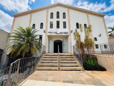 Galpão/Depósito/Armazém à venda, 584m² no Centro, Atibaia