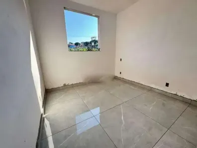 Casa com 2 Quartos à venda, 60m² no Mantiqueira, Belo Horizonte