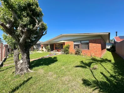 Casa com 4 Quartos à venda, 201m² no XANGRI-LÁ, Xangri-lá
