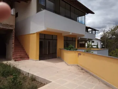 Casa com 3 Quartos à venda, 450m² no Itaipava, Petrópolis
