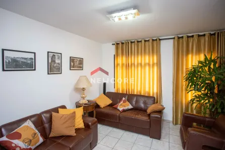 Casa com 3 Quartos à venda, 290m² no Taboão, Diadema